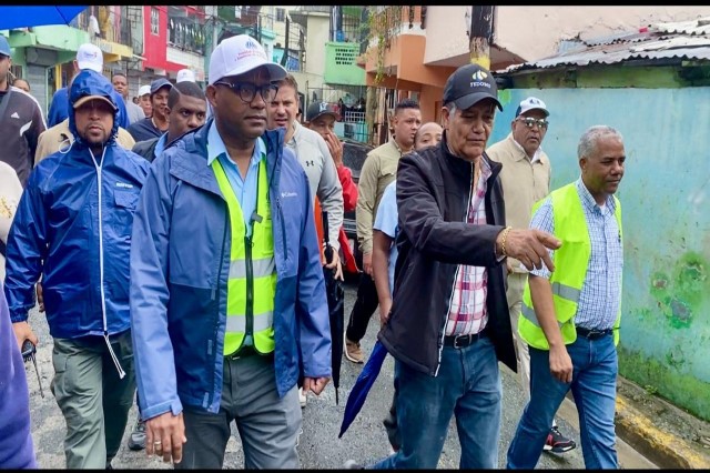 Propeep y alcaldía SDO despliegan respuesta social en sectores afectados por la tormenta Melissa