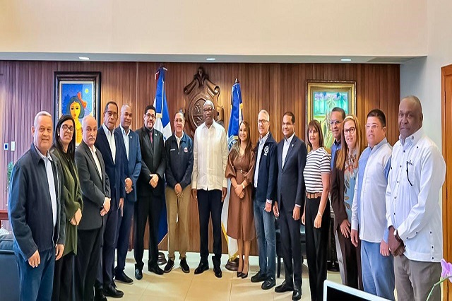 Infraestructura Escolar y UASD firman acuerdo para establecer programa de pasantías en beneficio egresados de ingeniería