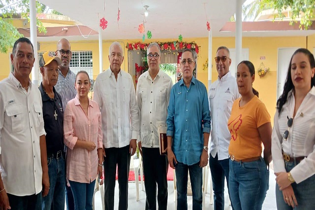 Infraestructura Escolar interviene tres centros educativos en Moca, Espaillat en el marco del programa «Navidad en las Aulas 24/7»